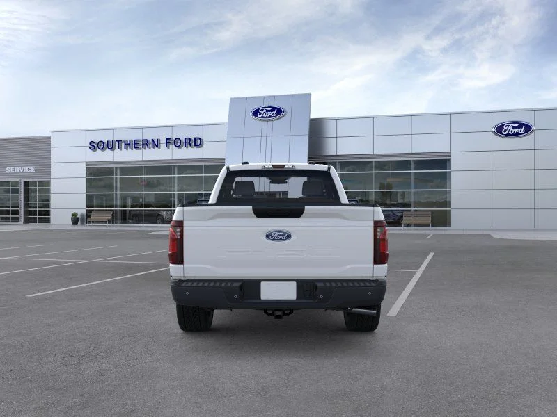New 2026 Oxford White Ford XL image 5