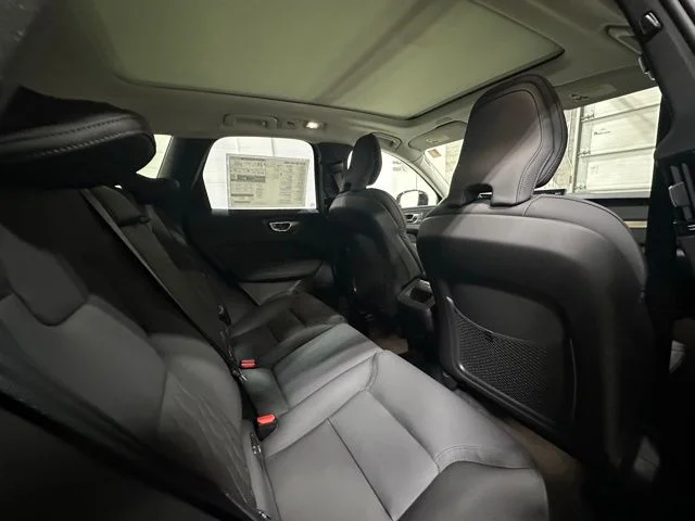 New 2026 Aurora Silver Volvo Plus image 15