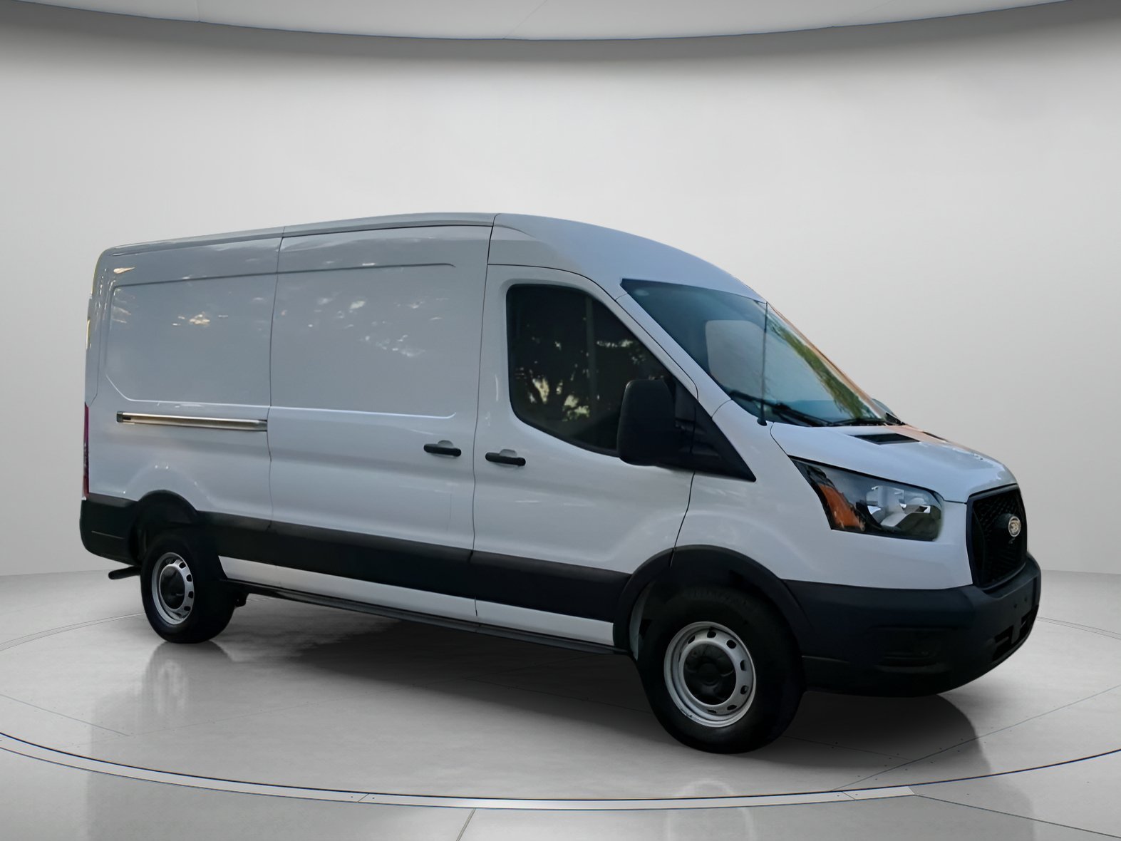 New 2026 Oxford White Ford Cargo Van image 33