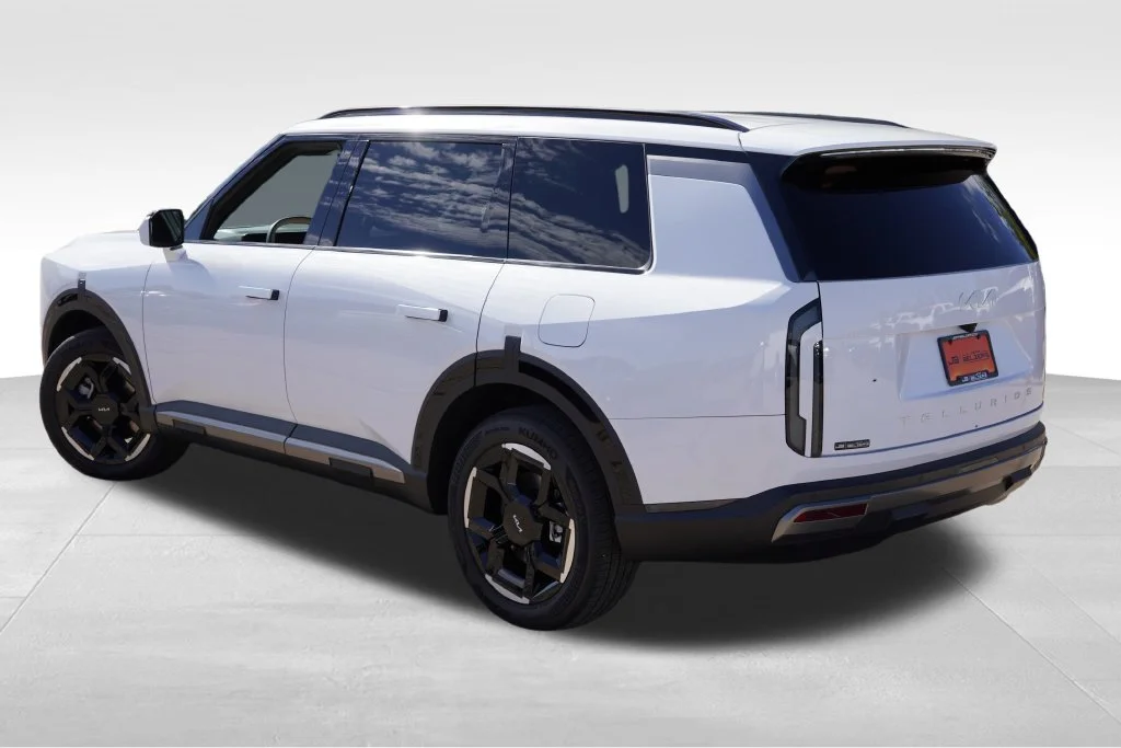 Certified Used 2027 Glacial White Kia EX image 8