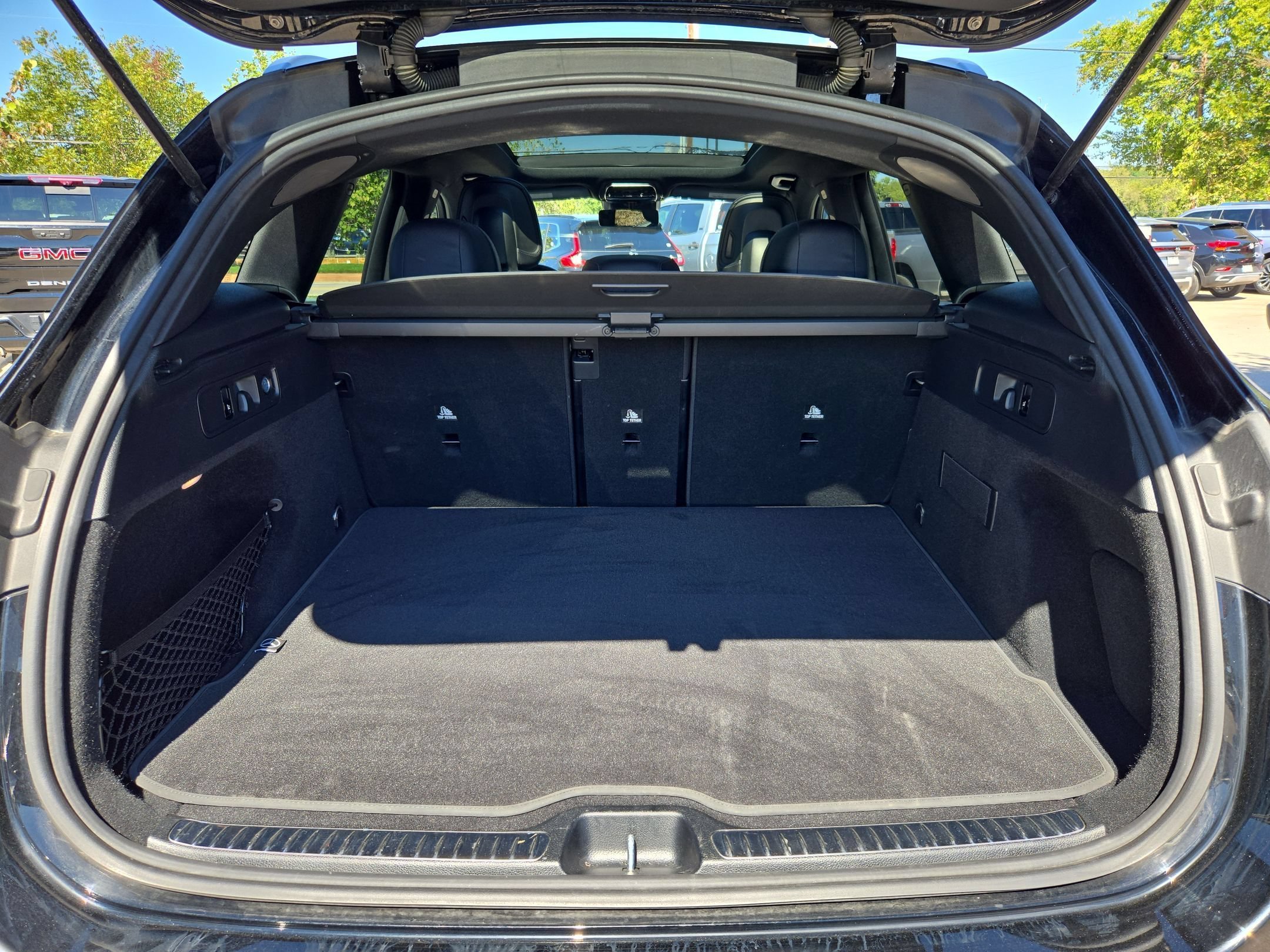 Used 2023 Black Mercedes-Benz GLC 300 image 23