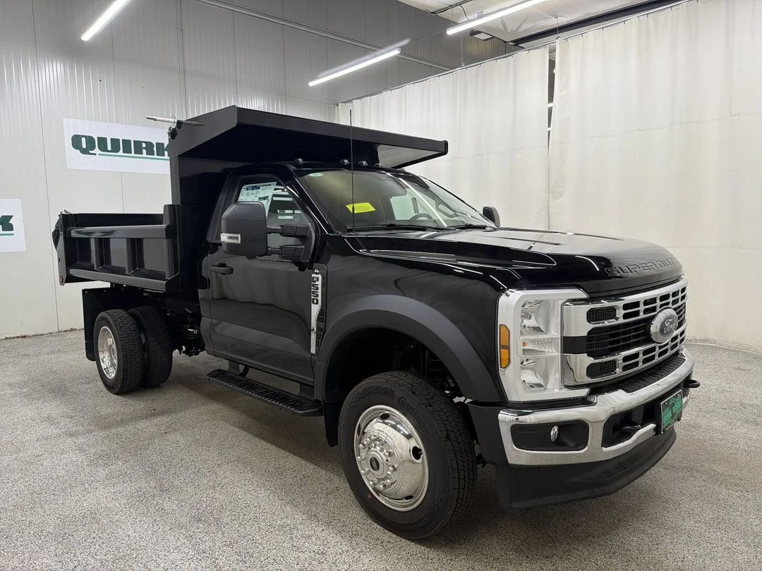 New 2026 Agate Black Metallic Ford F-550® XL image 1