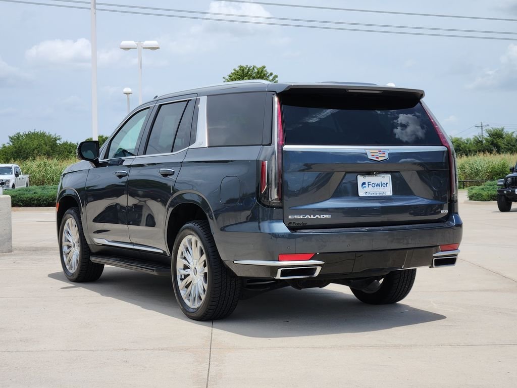 Used 2021 Gray Cadillac Premium Luxury image 5