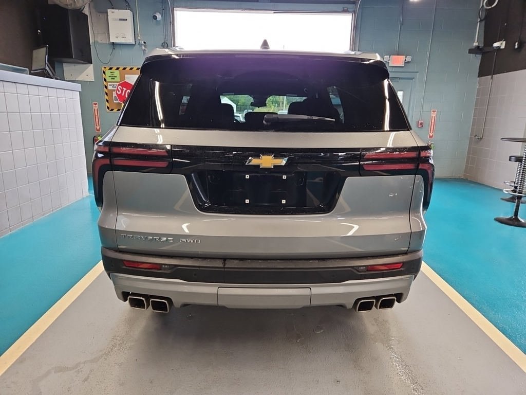 Used 2026 Gray Chevrolet LT image 2