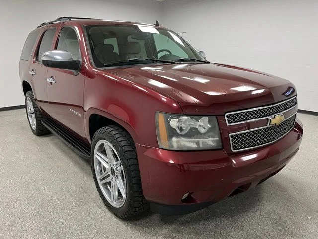 Used 2008 Red Chevrolet LTZ image 2