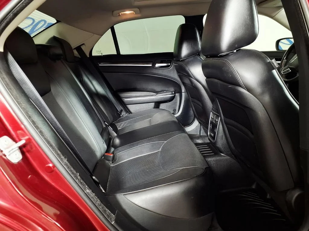 Used 2018 Velvet Red Pear Chrysler Limited image 10