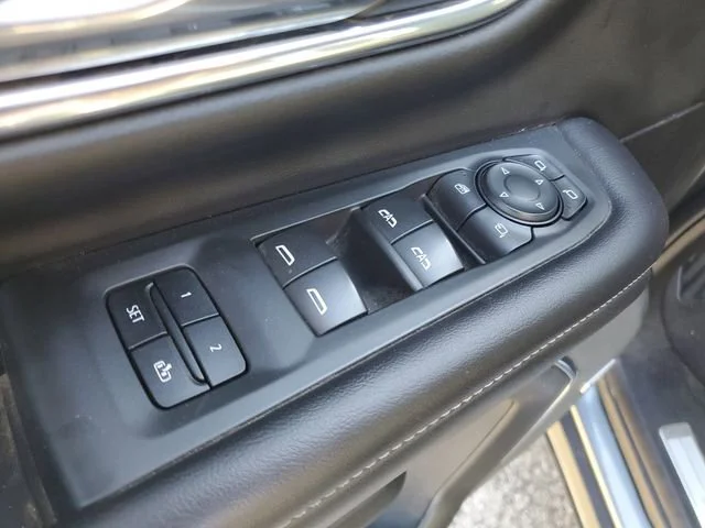 Used 2021 Satin Steel Metallic Chevrolet Z71 image 9