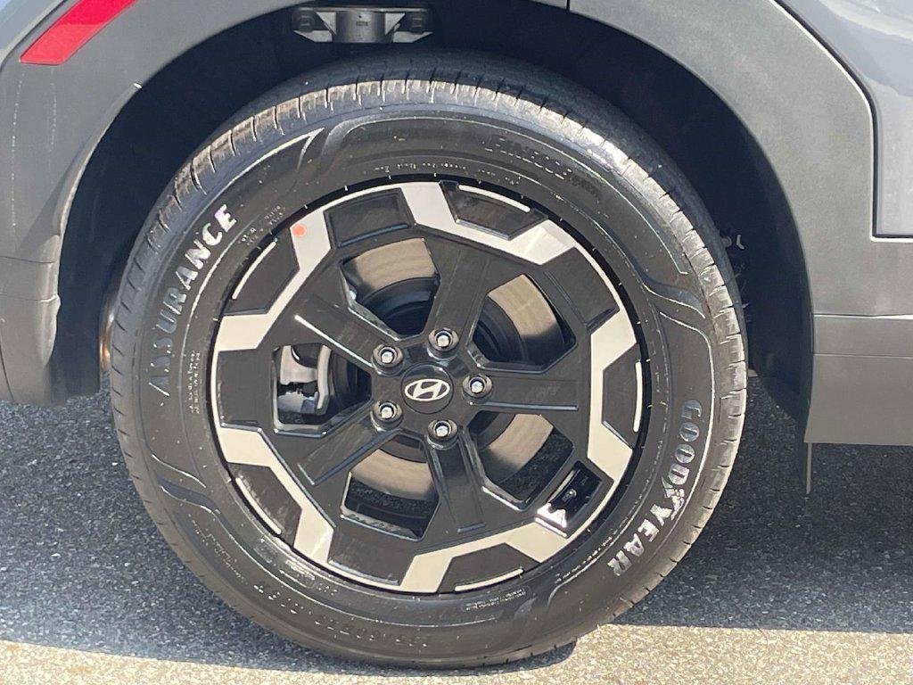 New 2027 Gray Hyundai SEL AWD image 7