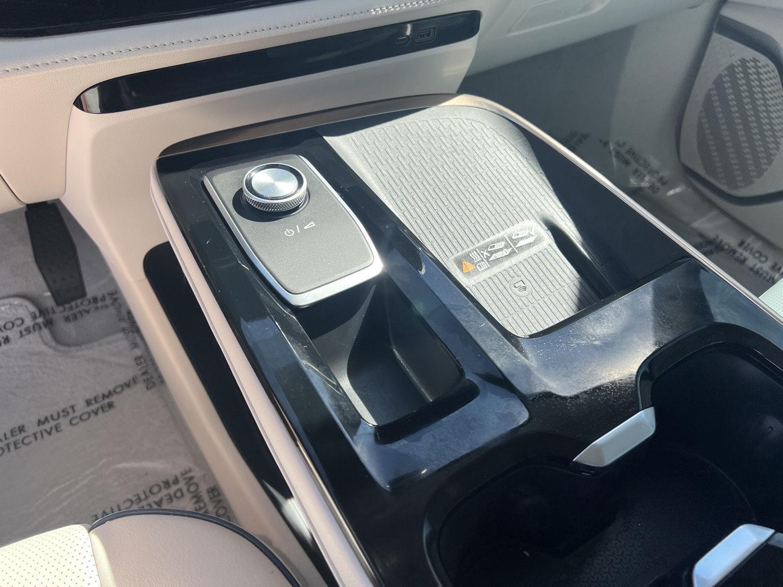 2025 Buick Enclave Avenir - Photo 25