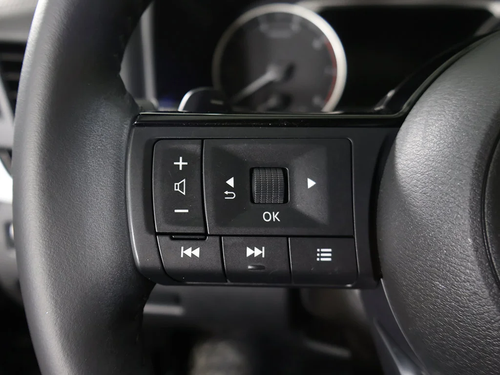 Used 2023 Black Nissan SV image 43
