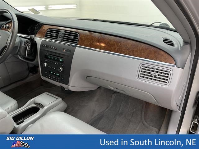 Used 2005 Sterling Silver Metallic Buick CXL image 21