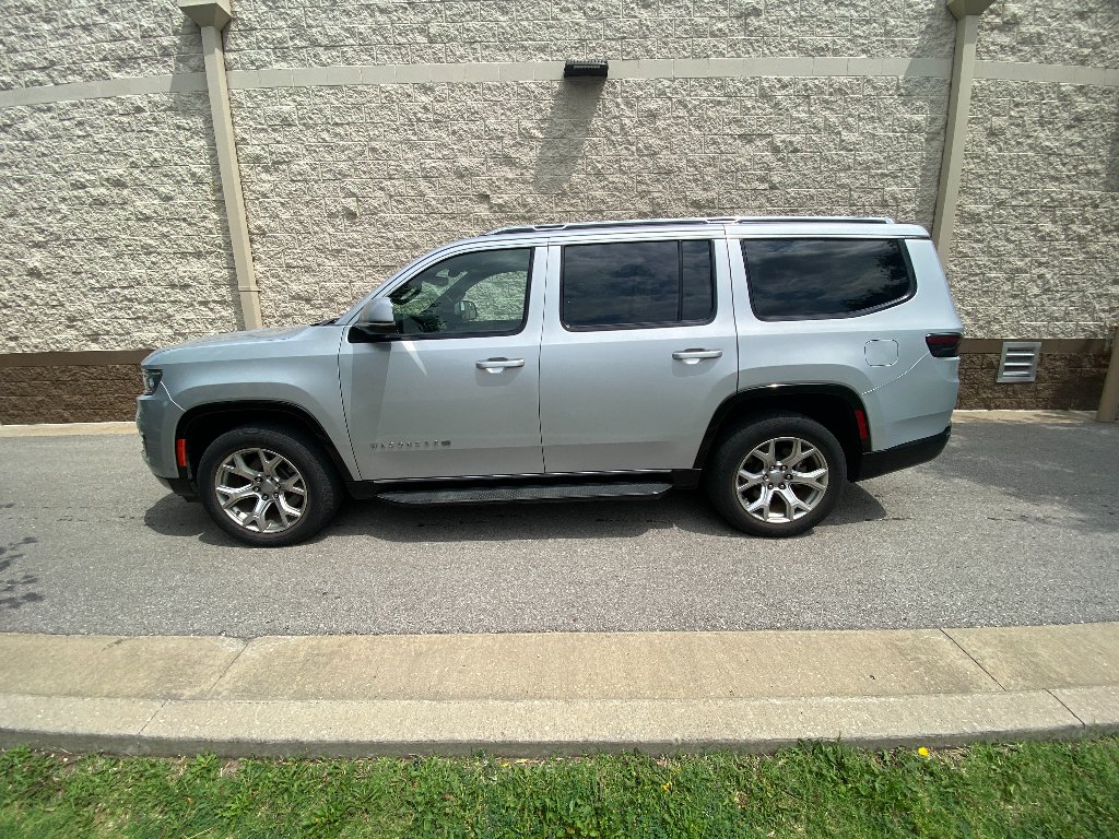 Used 2022 Silver Zynith Jeep Series II image 3