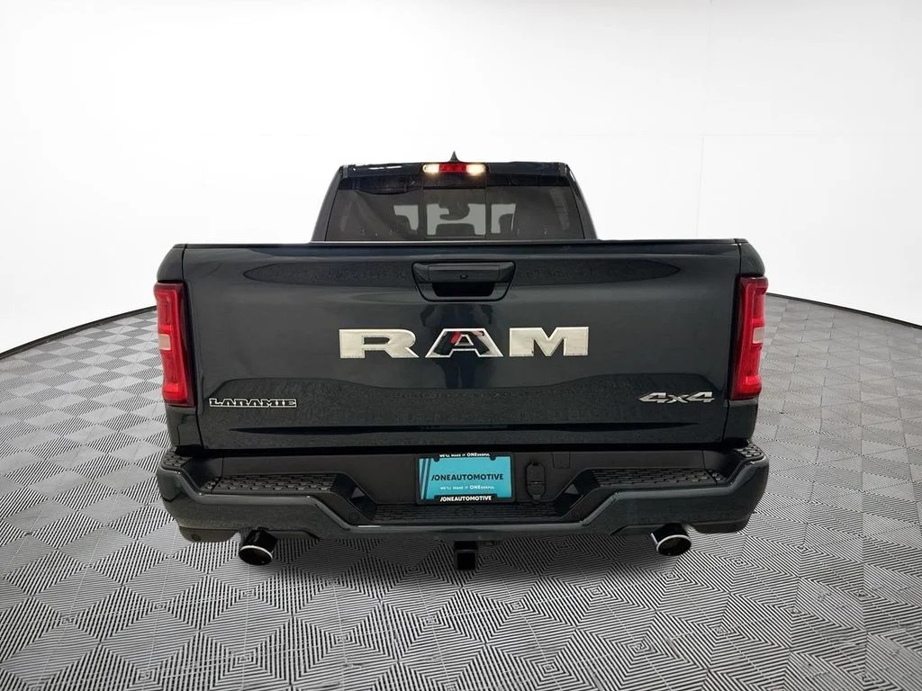 2026 RAM 1500 Laramie - Photo 11