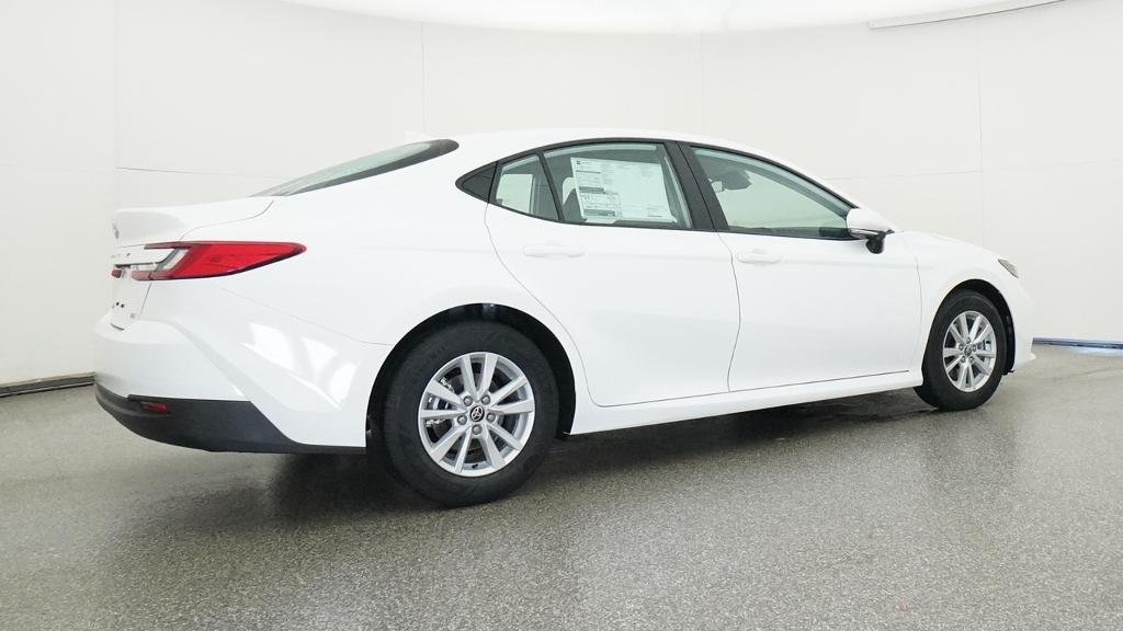 New 2026 Ice Cap Toyota LE image 17