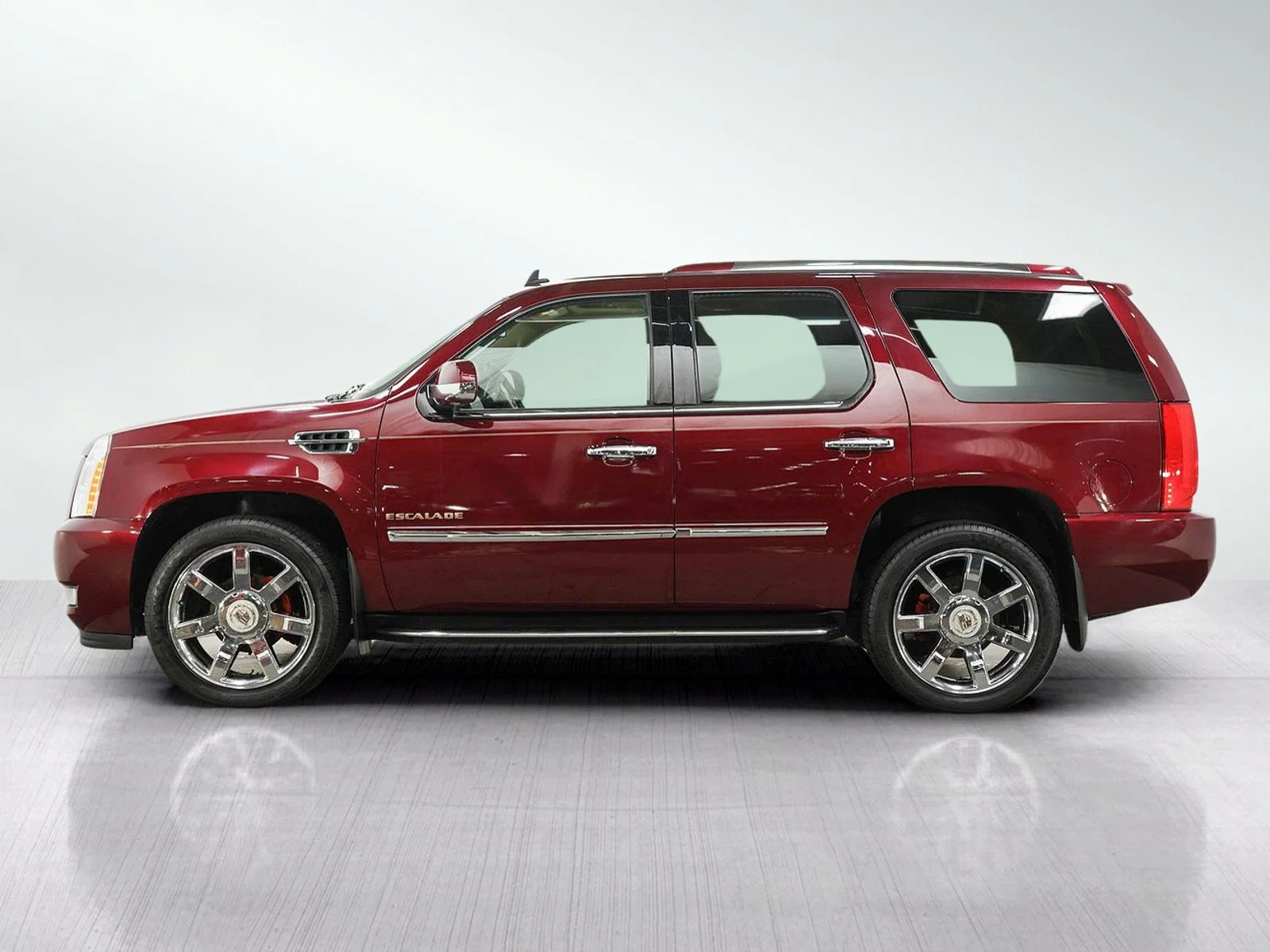 Used 2011 Cadillac Escalade Luxury with VIN 1GYS4BEF4BR284134 for sale in Minneapolis, Minnesota
