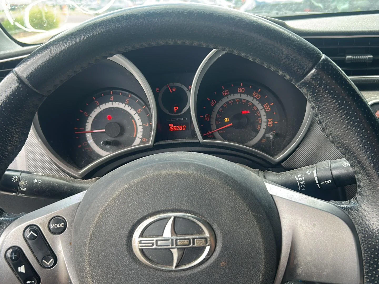 Used 2014 Super White Scion  image 13