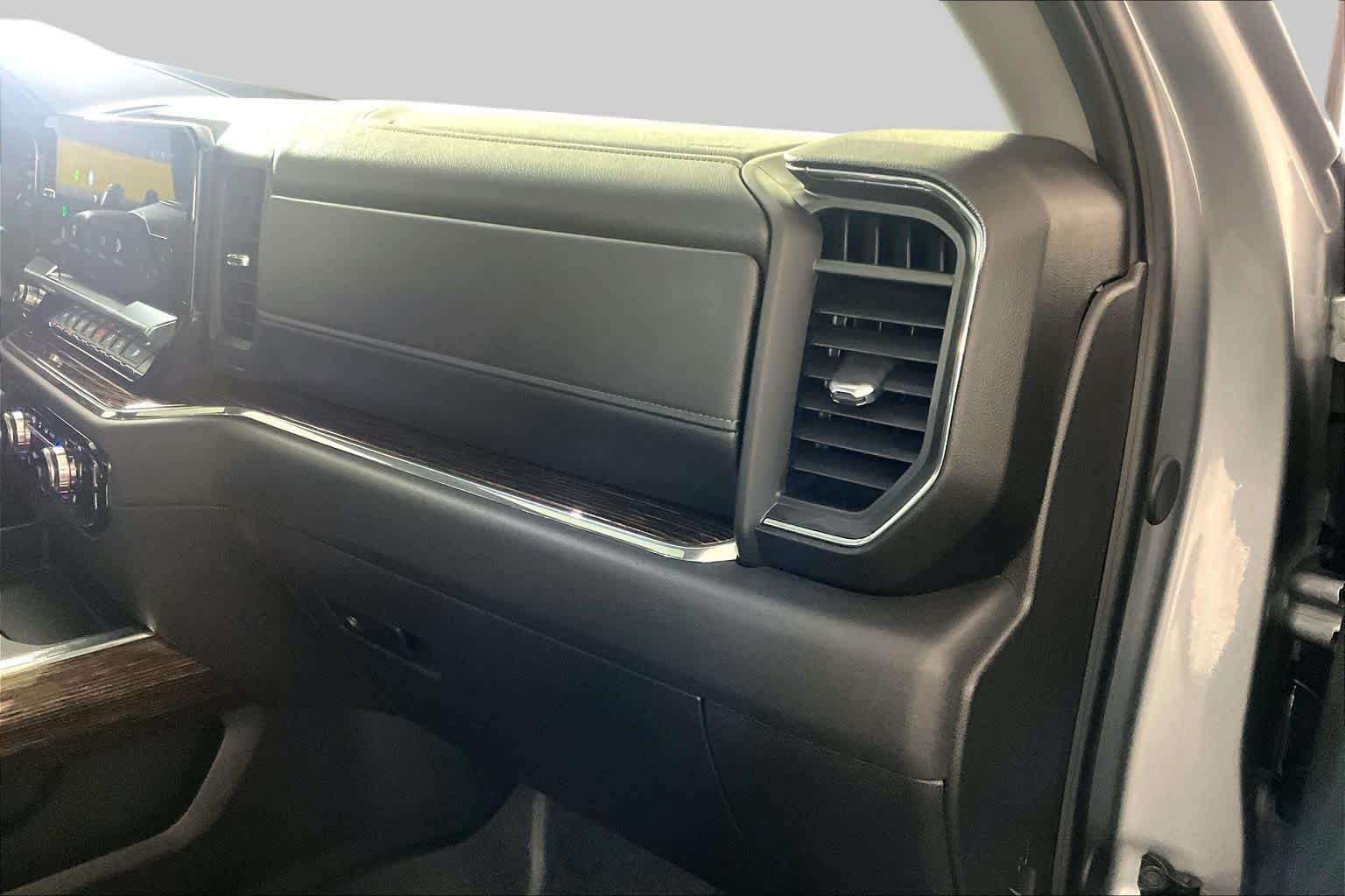 Used 2024 Sterling Metallic GMC Elevation image 18