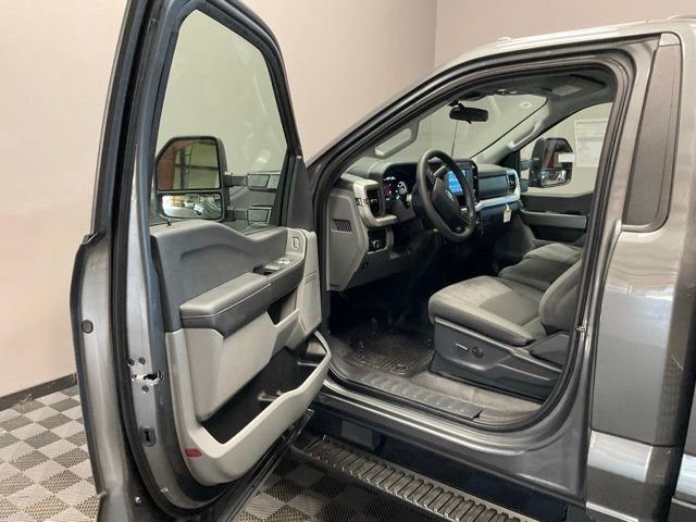 New 2026 Carbonized Gray Metallic Ford F-350® XLT image 13