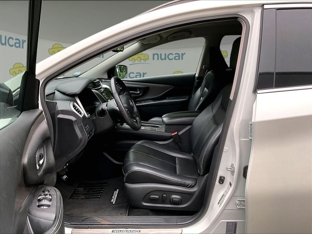 Used 2023 White Nissan SV image 11