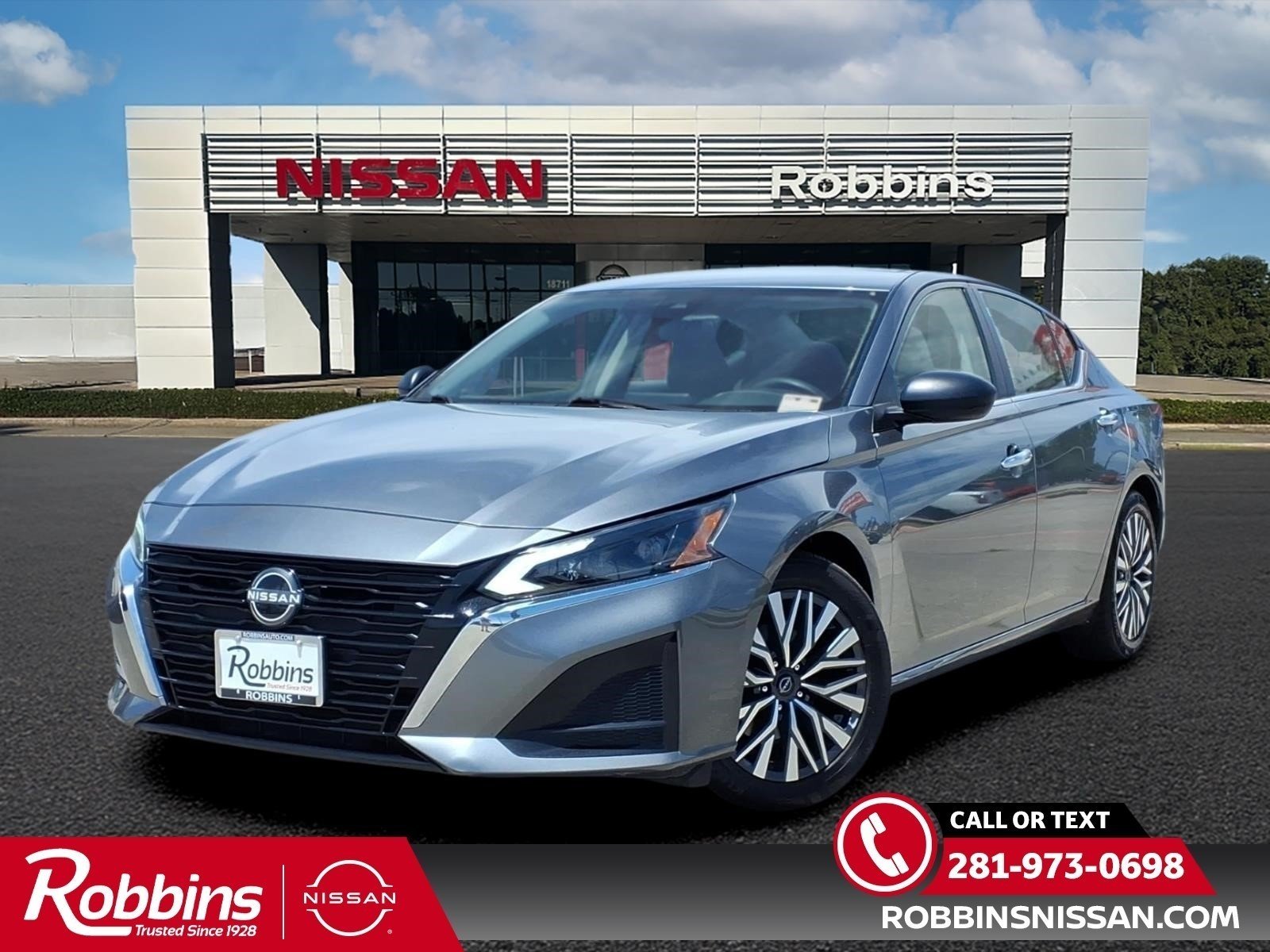 2024 Nissan Altima 2.5 SV Gray at Robbins Nissan