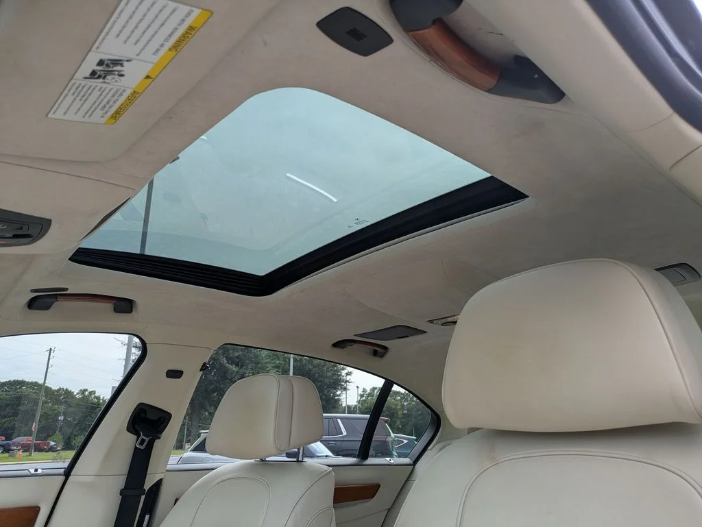 Used 2015 Gray BMW 750Li image 13