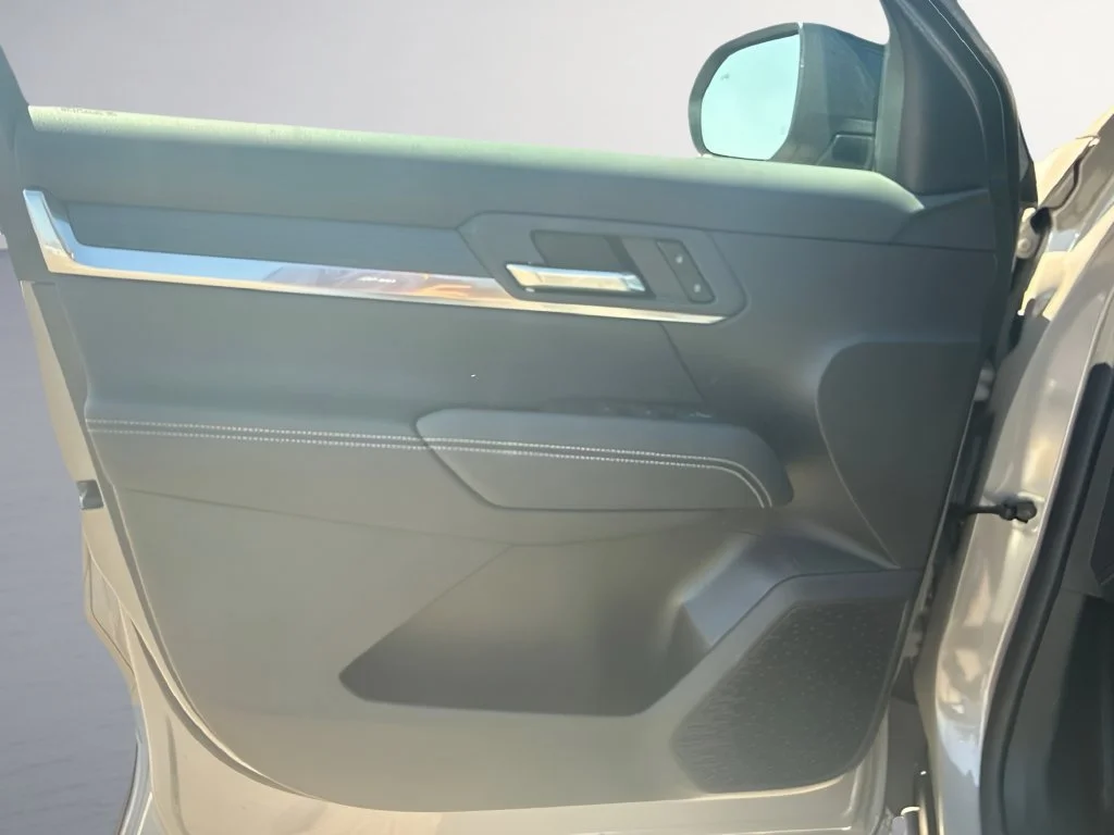 New 2027 Riverstone Metallic GMC Elevation image 26