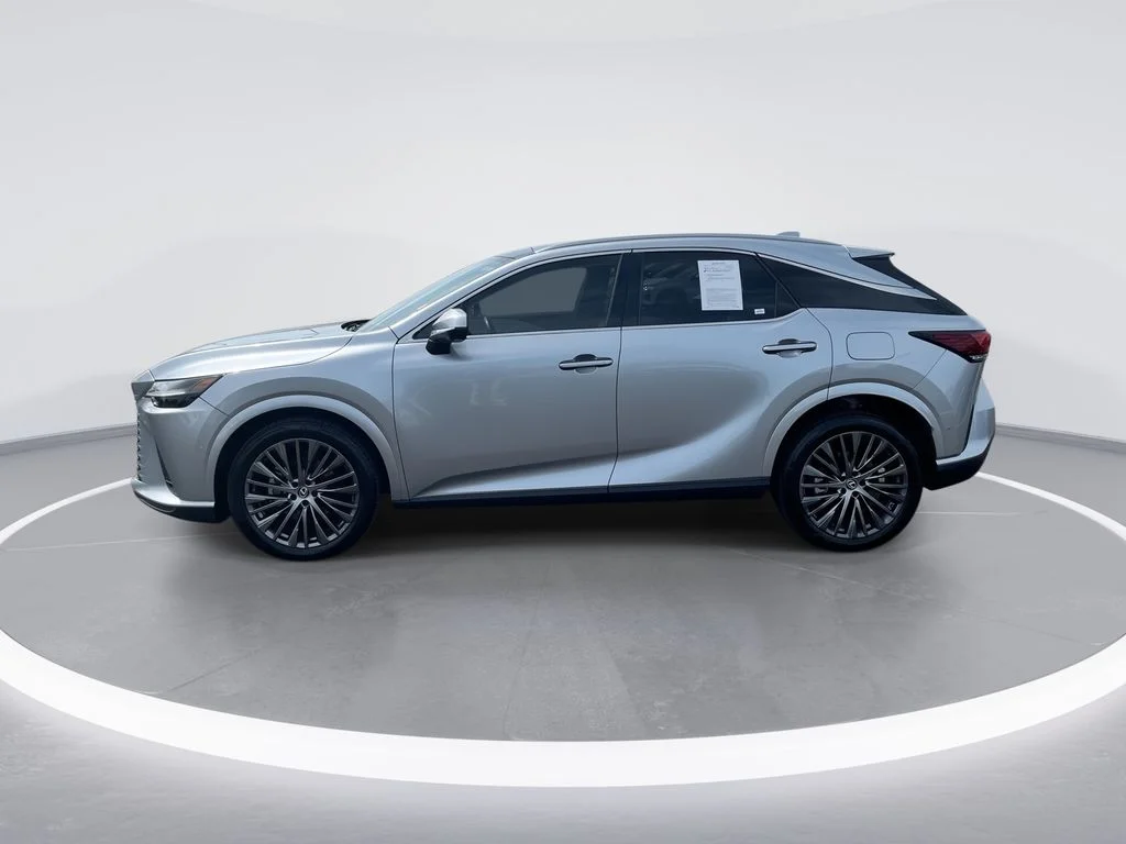 Used 2023 Silver Lexus 350 Luxury image 5