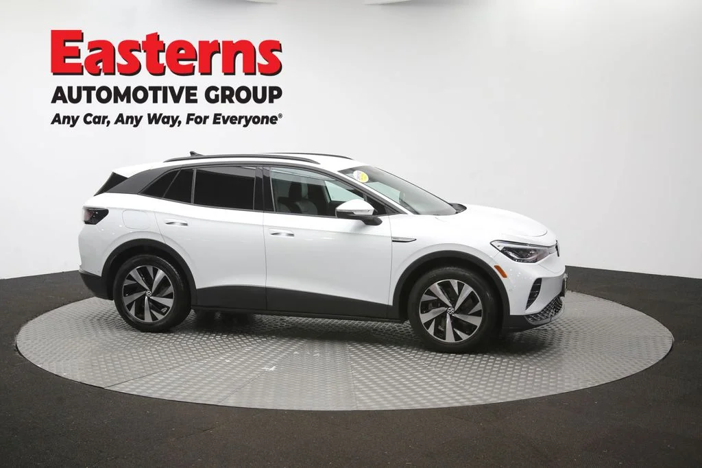 Used 2023 White Volkswagen Pro image 44