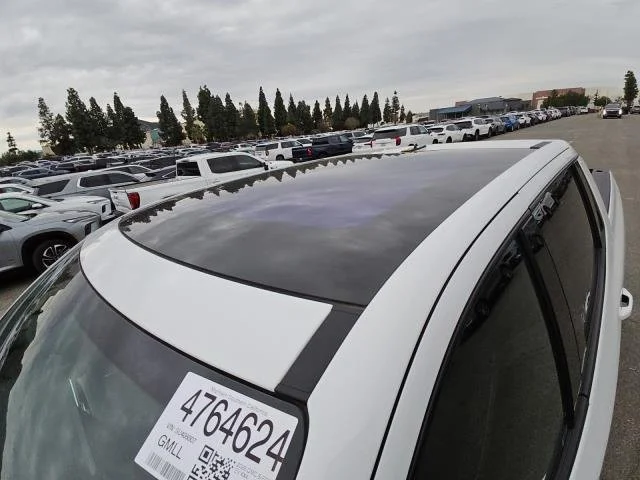 Used 2025 Summit White GMC Extended Range Denali image 9