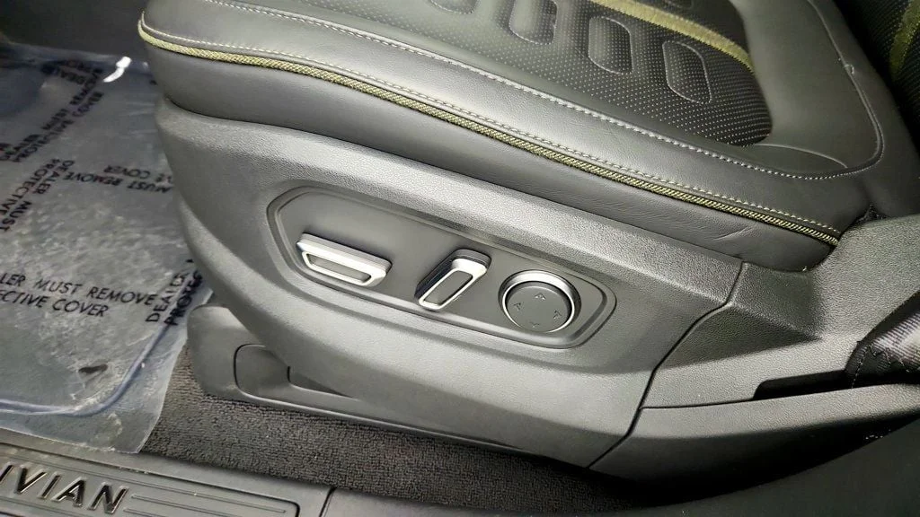 Used 2025 Rivian Blue Rivian Adventure Dual-Motor Standard Pack w/ Autonomy Driver Assistance image 12
