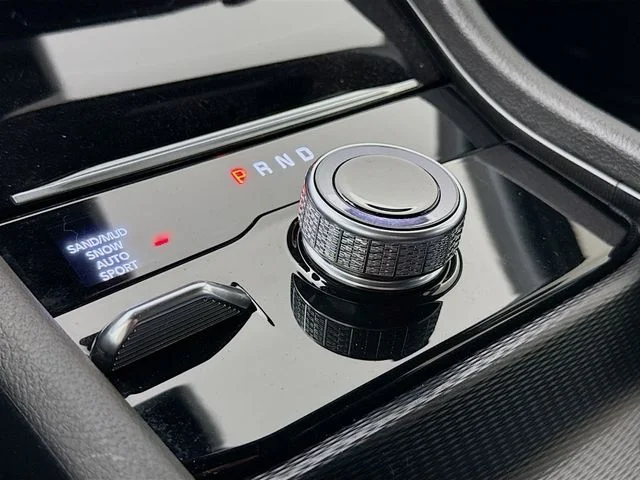 Used 2025 White Jeep Limited image 17