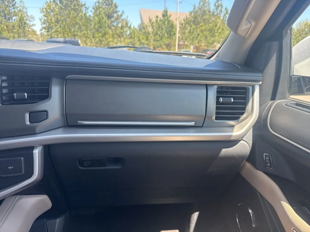 Used 2023 White Ford XLT image 47