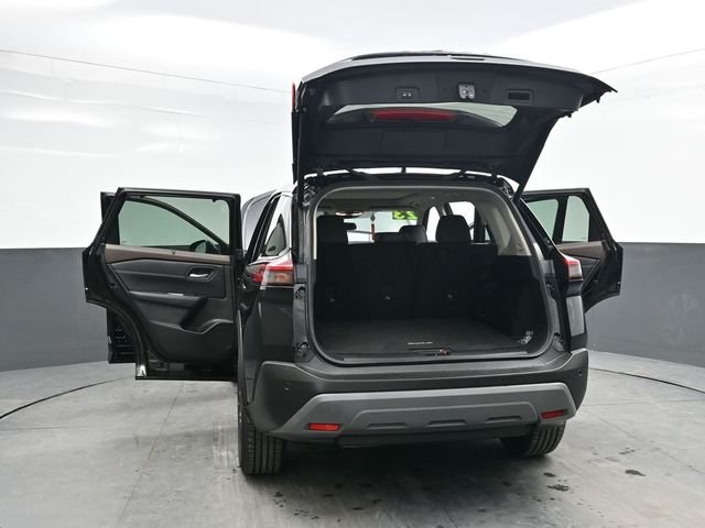 Used 2023 Black Nissan SV image 38
