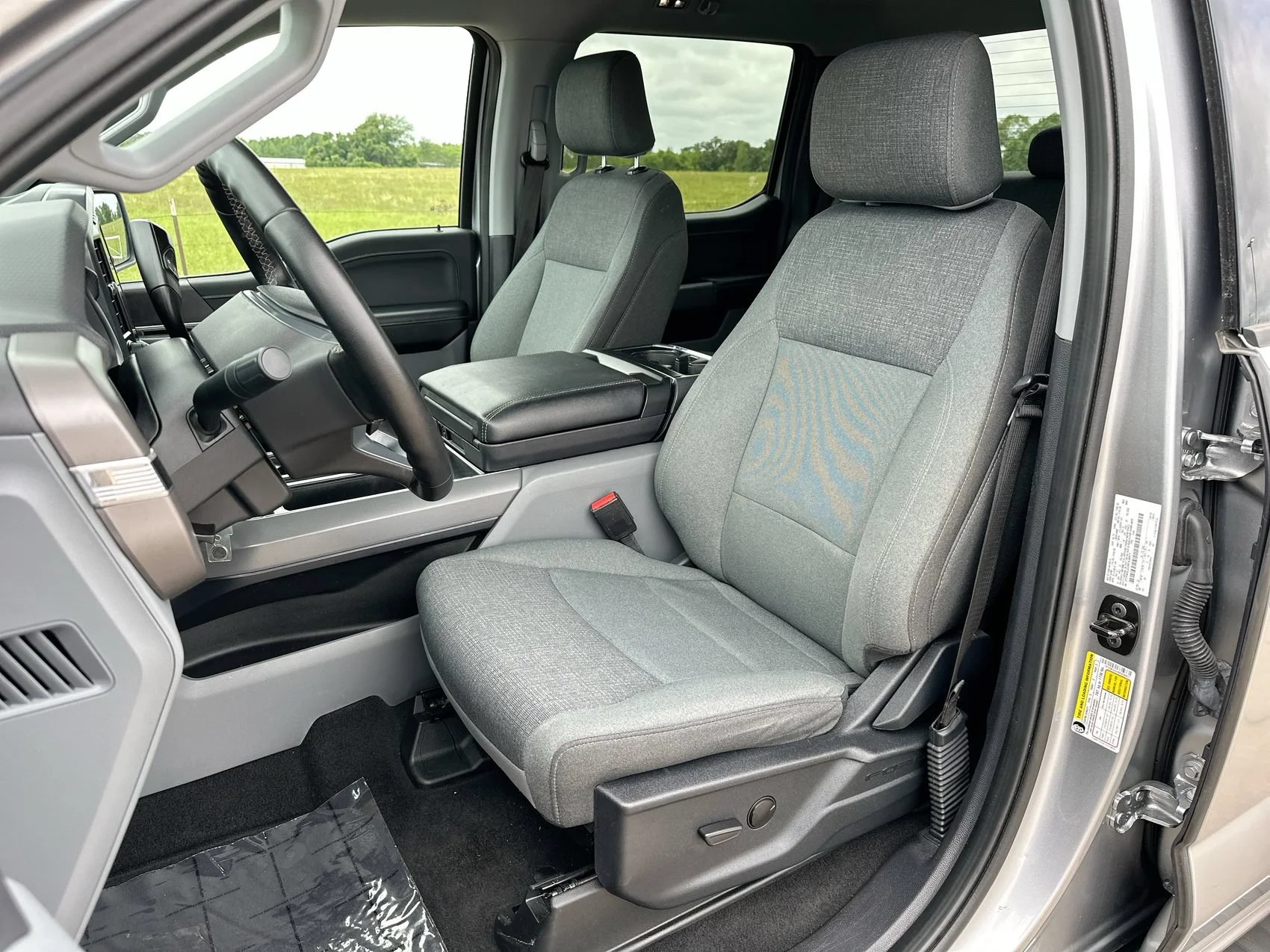 2024 Ford F-150 XLT - Photo 11