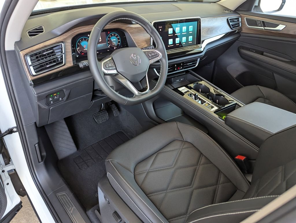 2026 Volkswagen Atlas SE w/Tech - Photo 11