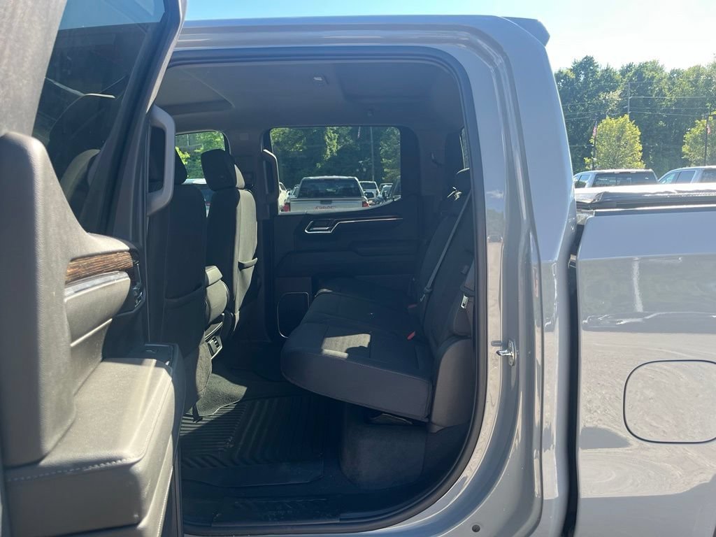 Used 2024 Thunderstorm Gray GMC Elevation image 27