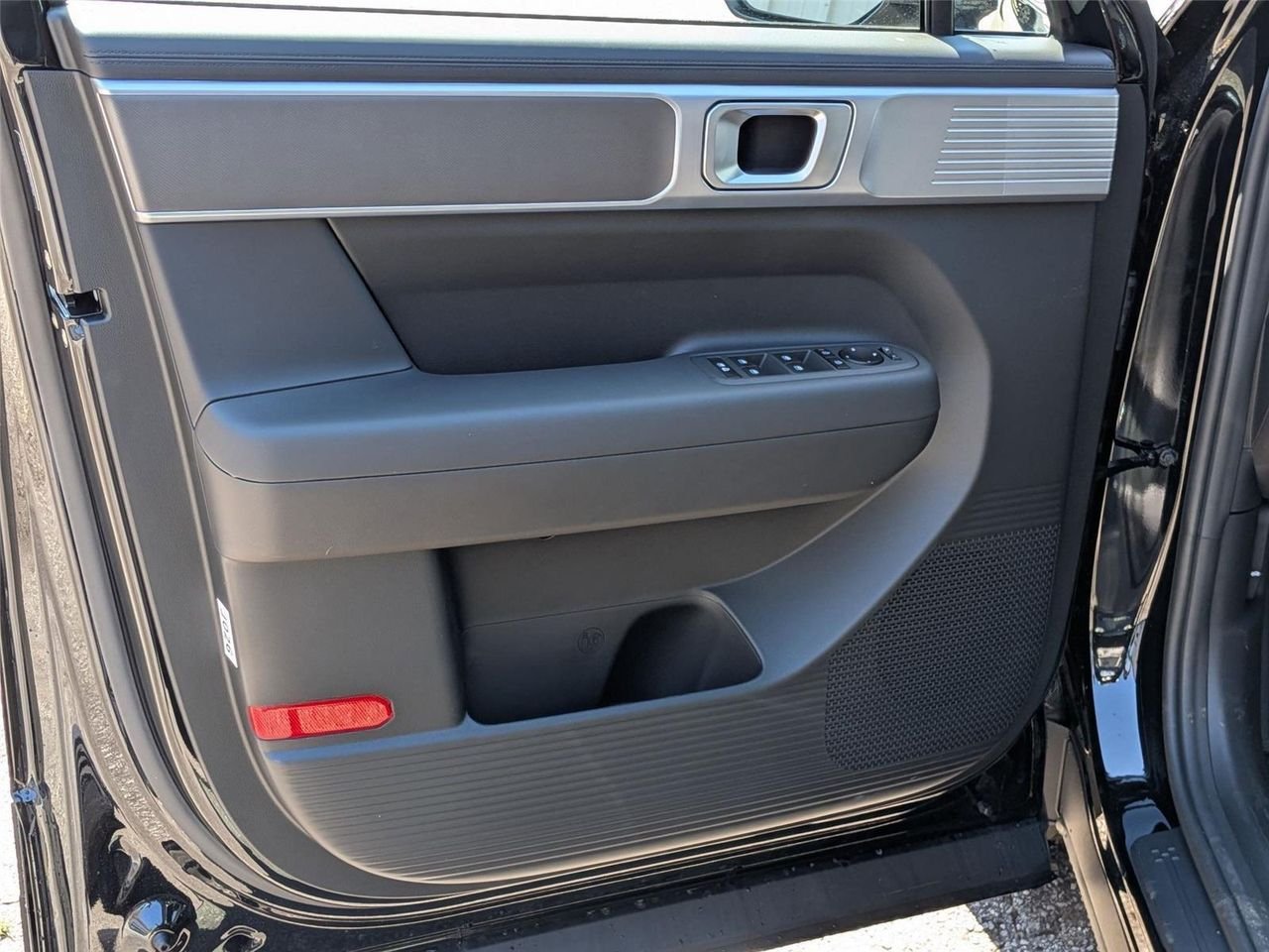 New 2026 Phantom Black Hyundai SE image 11