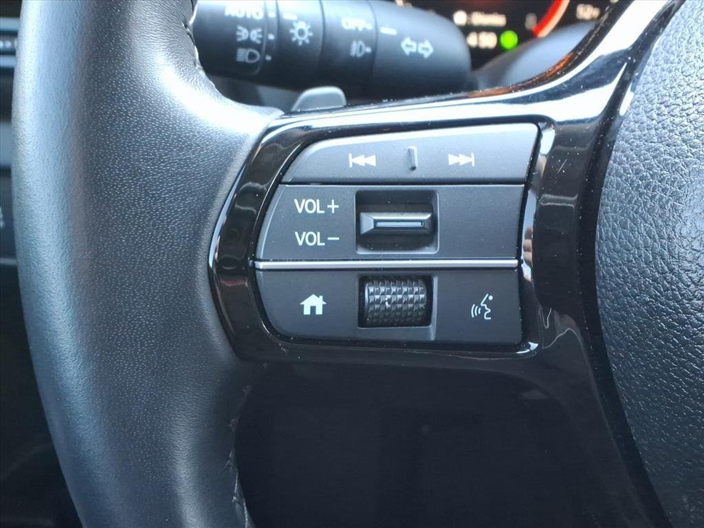 Used 2025 Modern Steel Metallic Honda EX-L image 22