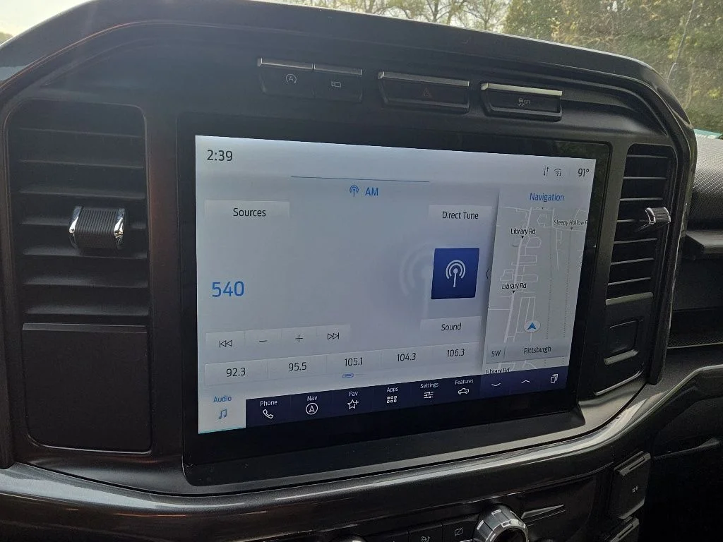 Used 2023 Black Ford XLT image 21