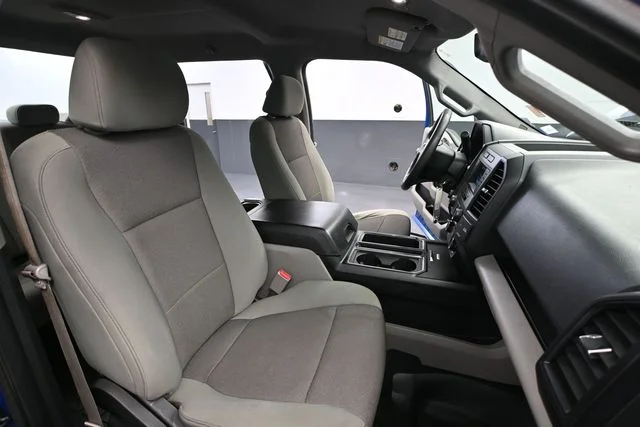 Used 2017 Blue Ford XL image 46