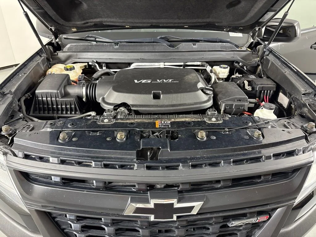 Used 2020 BLACK Chevrolet 4WD ZR2 image 45
