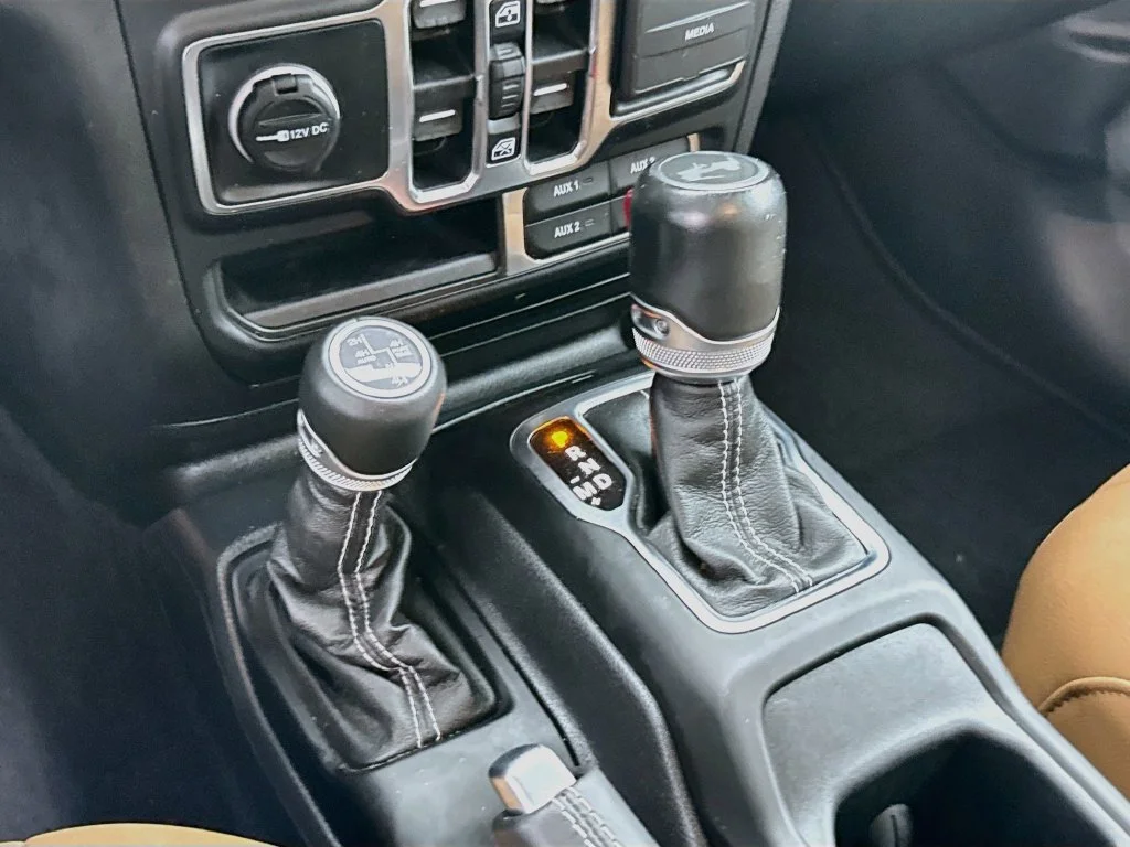 Used 2023 White Jeep Sahara 4xe image 18