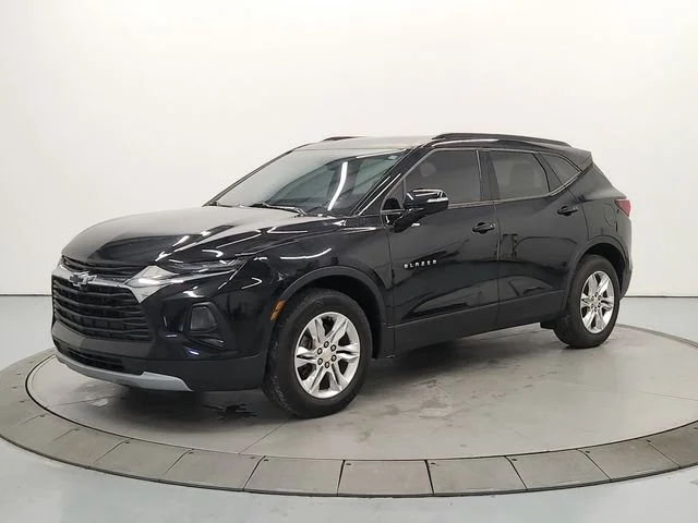 Used 2020 Black Chevrolet LT image 3