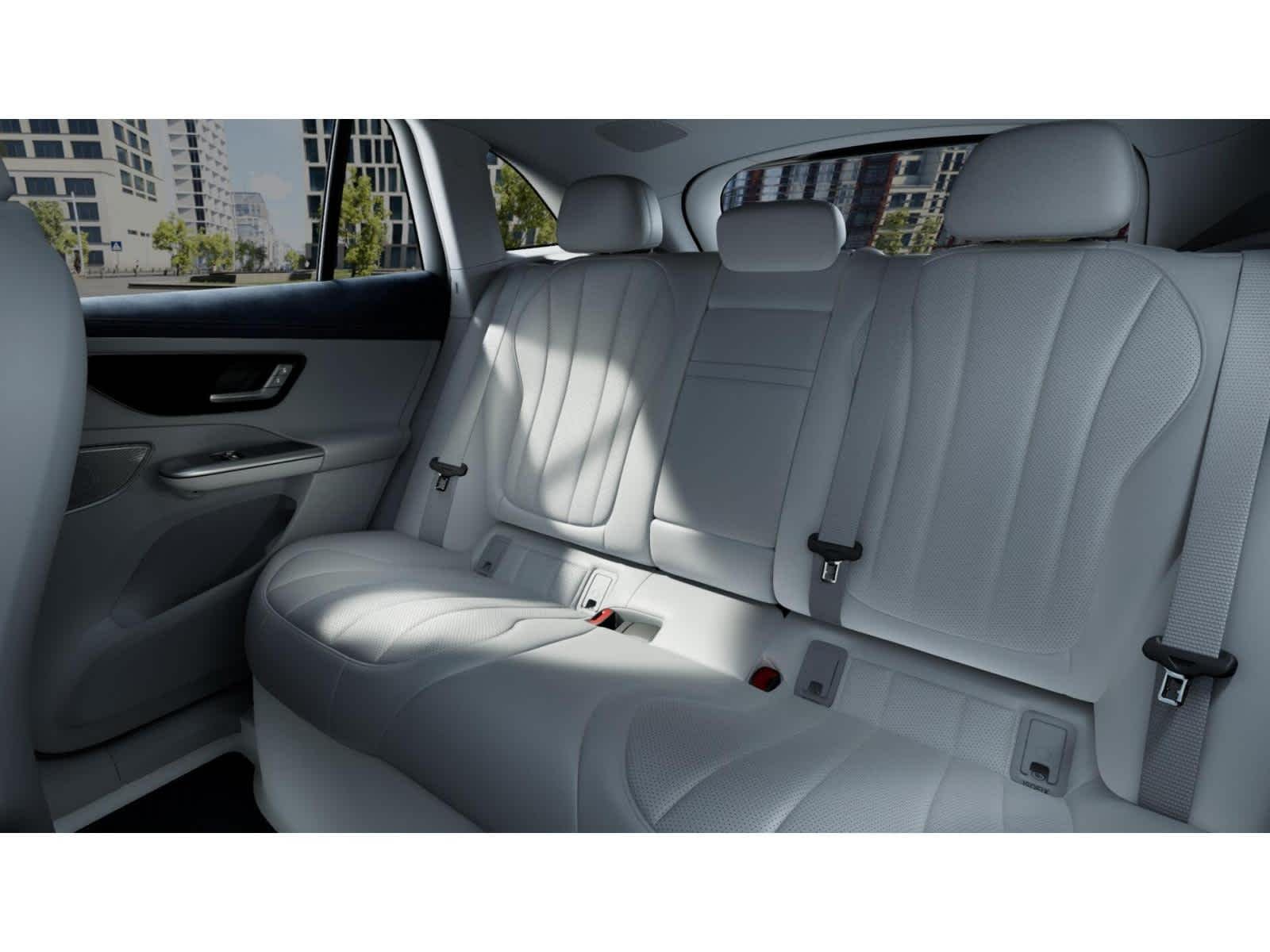 New 2027 Twilight Blue Metallic Mercedes-Benz EQE 320 image 4