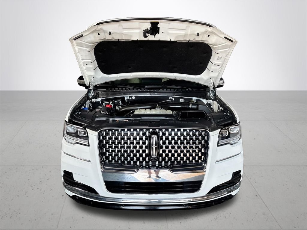 Used 2023 White Metallic Lincoln Black Label image 23