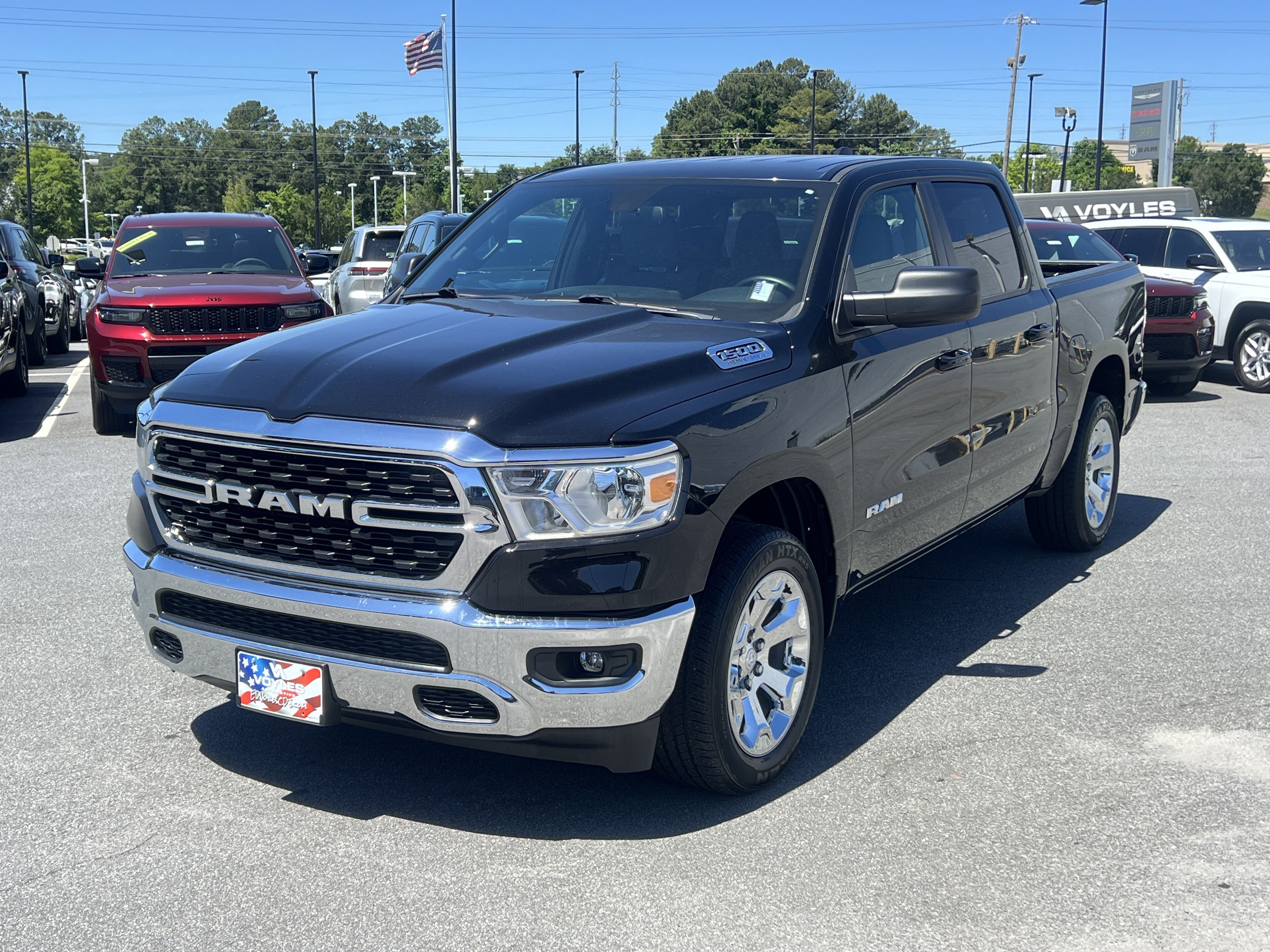 Used 2022 Diamond Black Crystal Pearlcoat Ram Big Horn image 3
