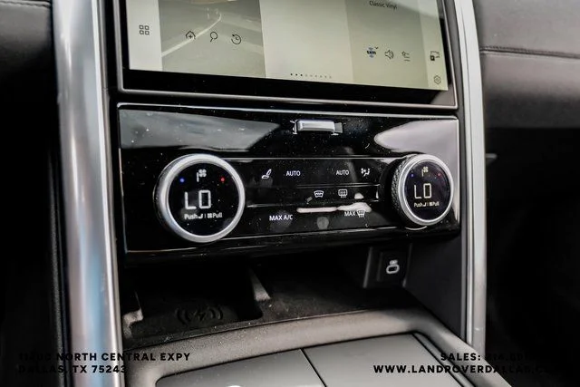 Used 2025 Santorini Black Metallic Land Rover S image 30