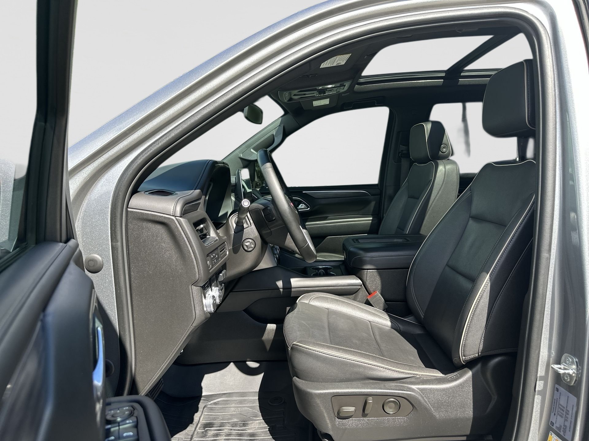 2023 GMC Yukon SLT - Photo 20