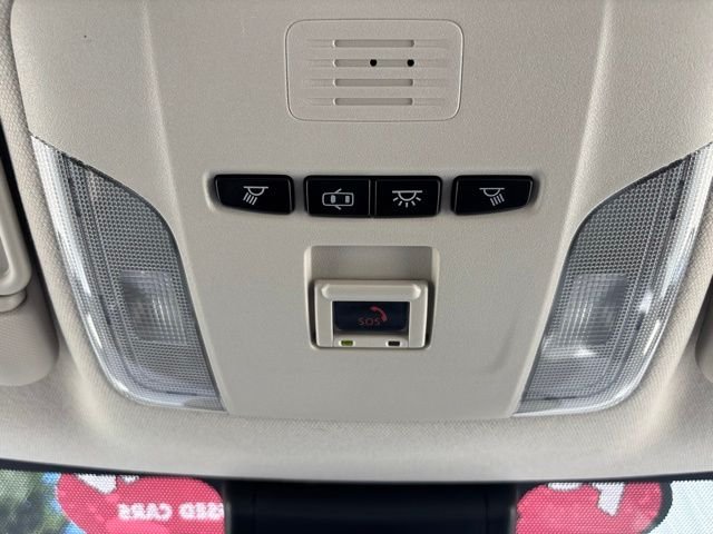 Used 2022 Silver Toyota LE image 29