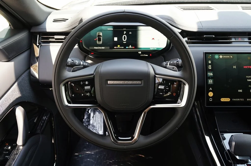 New 2026 Carpathian Grey Land Rover SE image 16